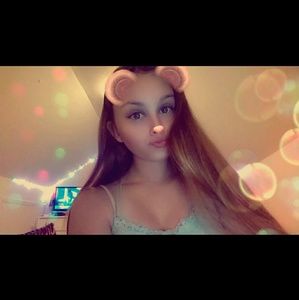 Meet your Posher, Gina